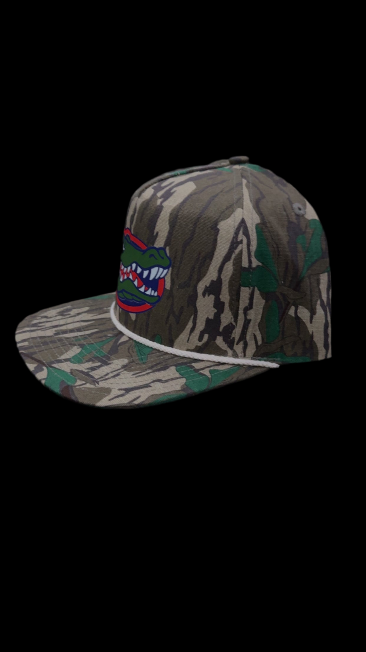 Gator green leaf bottomland hat