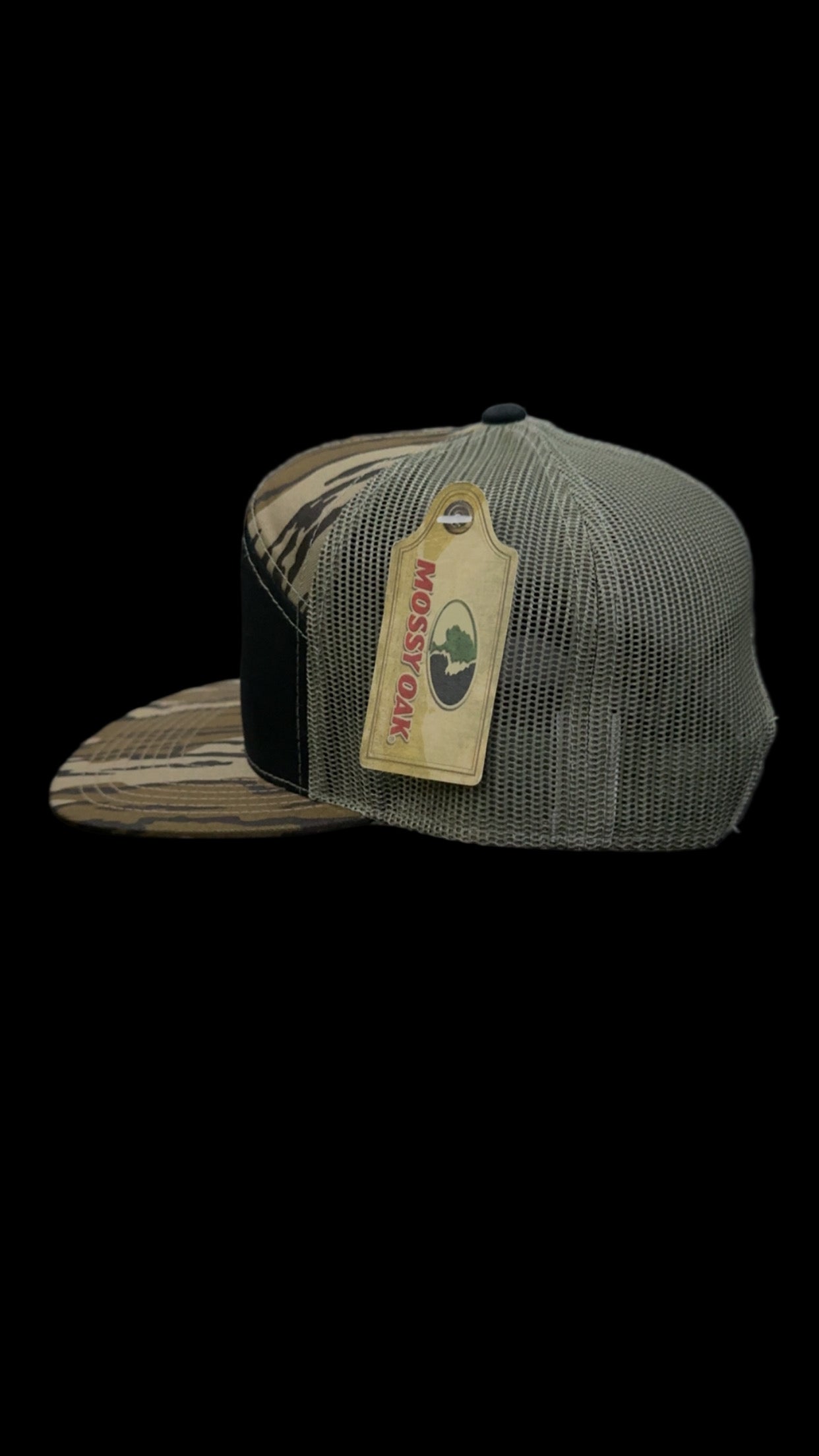 Bass Mossy Oak Bottomland 168